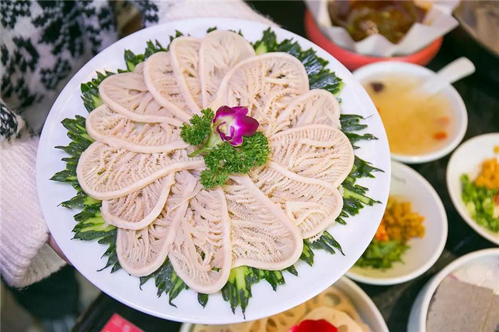 1551170229811524.jpg 2.jpg