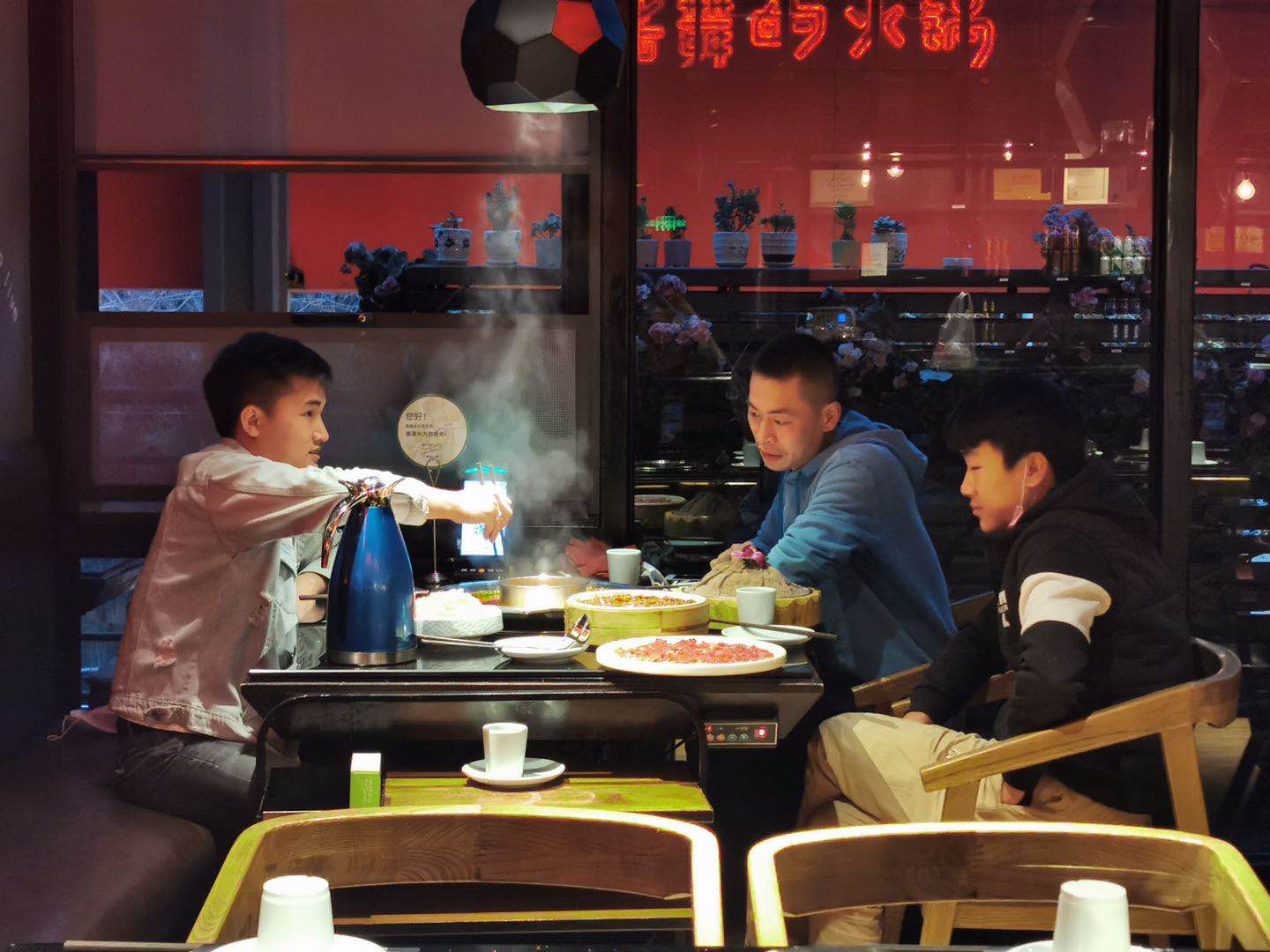 1589364100577993.jpeg 门店照片1.jpeg